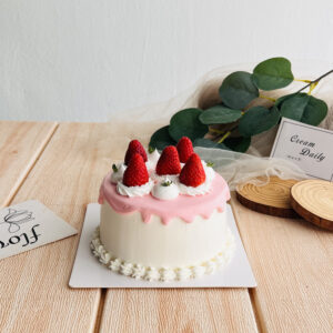 Strawberry Yogurt Cake 草莓优格蛋糕